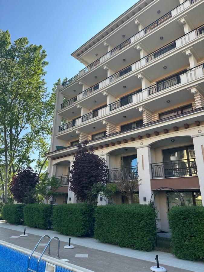 Apartmán U-Dacha Sluneční pobřeží Exteriér fotografie